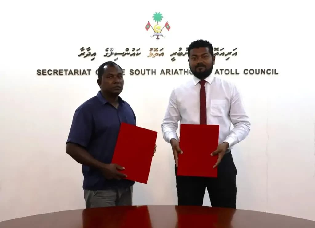 އދ. އަތޮޅު ކައުންސިލް އިދާރާގެ އޮފީސް އިމާރާތަށް ގެންނަންޖެހޭ ބަދަލުތައް ގެނައުމުގެ އެއްބަސްވުމުގައި ސޮއިކުރައްވައިފި